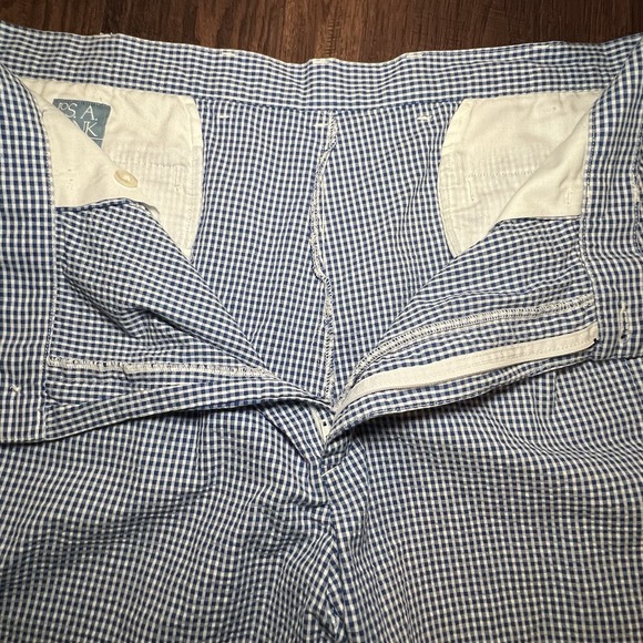Jos A Bank Shorts Mens 40 Blue Check Gingham Pleated Stay Cool Golf Club Casual - Picture 7 of 9